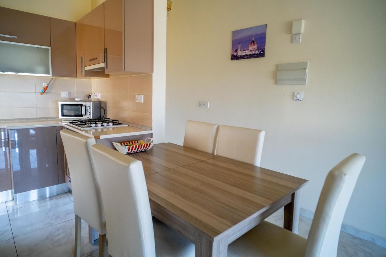 Spacious Two-Bedroom Apartment In Amazing Residence Escape Homes Kyrenia  Exteriör bild