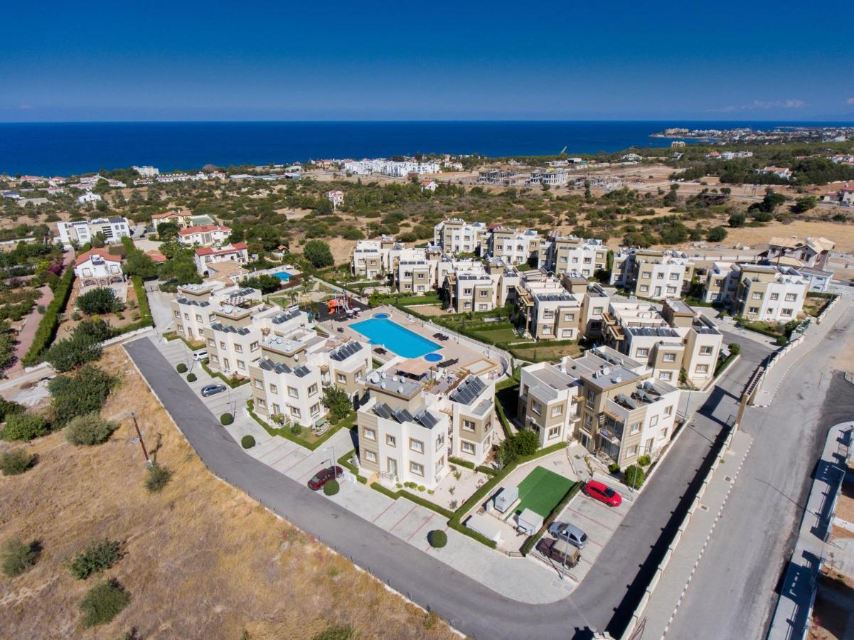 Spacious Two-Bedroom Apartment In Amazing Residence Escape Homes Kyrenia  Exteriör bild