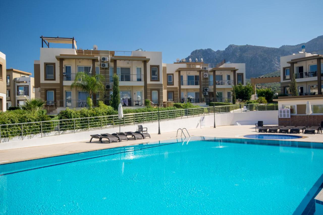 Spacious Two-Bedroom Apartment In Amazing Residence Escape Homes Kyrenia  Exteriör bild