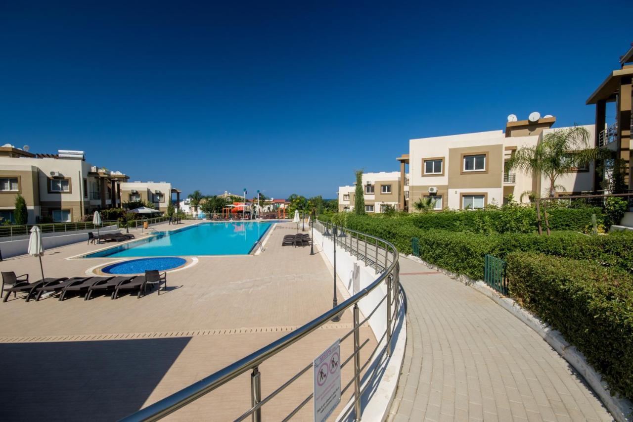 Spacious Two-Bedroom Apartment In Amazing Residence Escape Homes Kyrenia  Exteriör bild