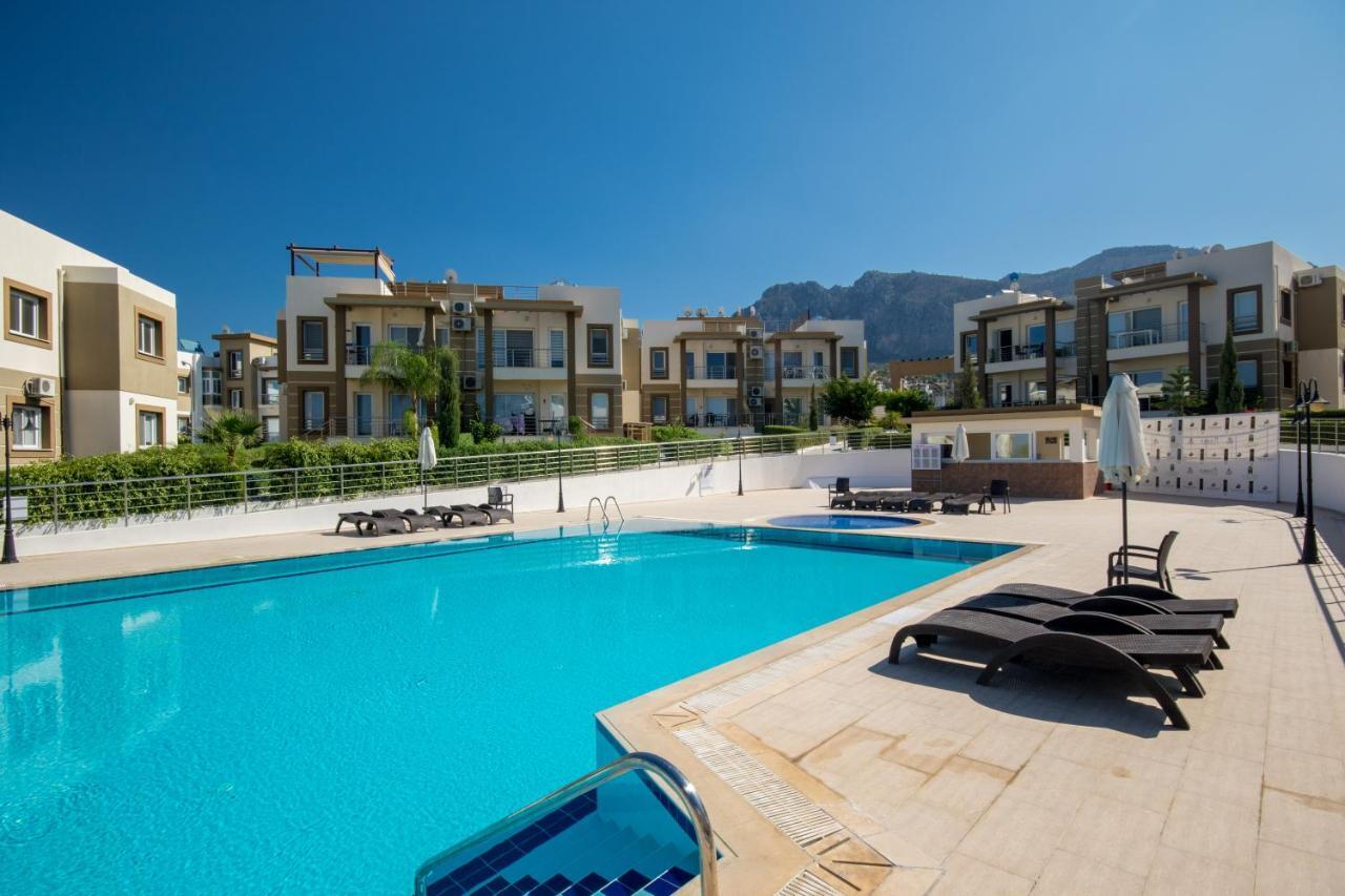 Spacious Two-Bedroom Apartment In Amazing Residence Escape Homes Kyrenia  Exteriör bild