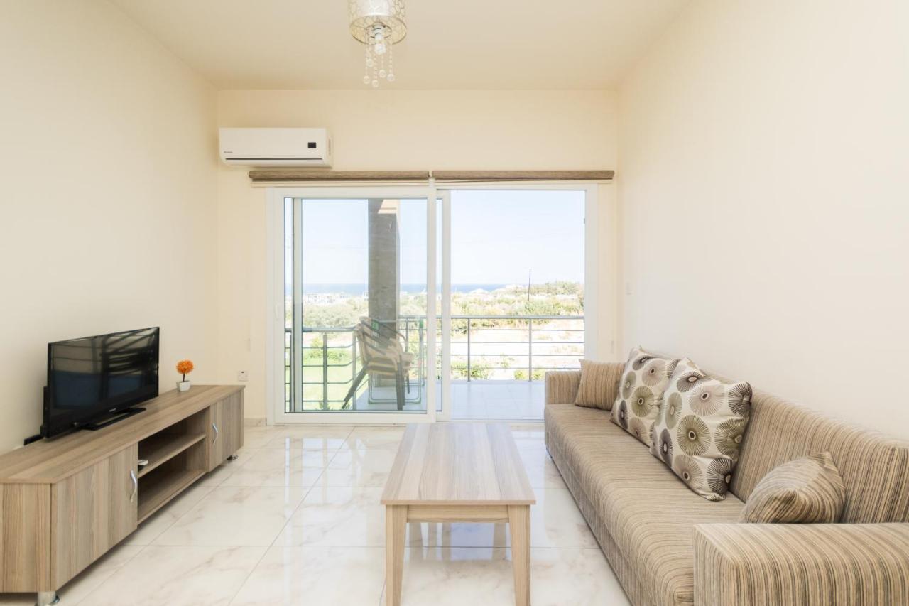 Spacious Two-Bedroom Apartment In Amazing Residence Escape Homes Kyrenia  Exteriör bild