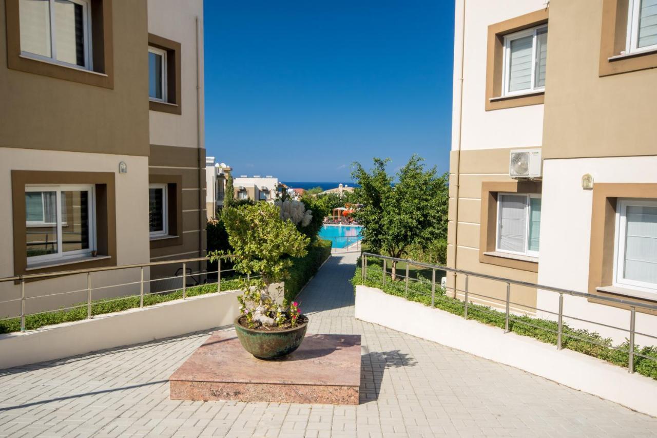 Spacious Two-Bedroom Apartment In Amazing Residence Escape Homes Kyrenia  Exteriör bild