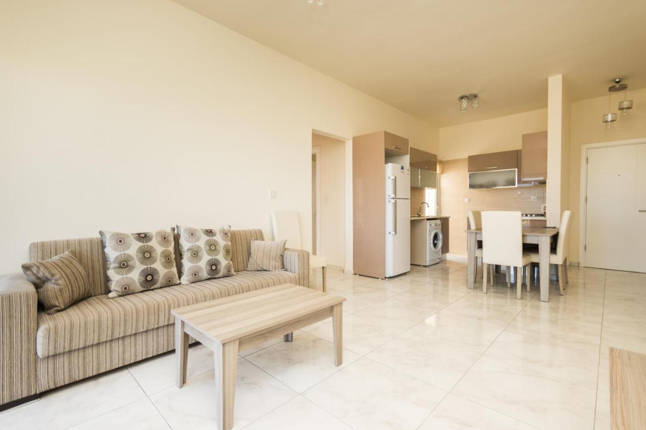 Spacious Two-Bedroom Apartment In Amazing Residence Escape Homes Kyrenia  Exteriör bild